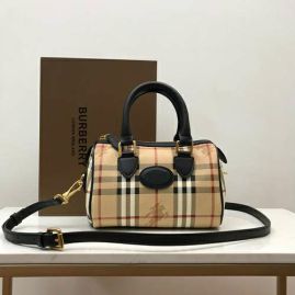 Picture of Burberry Lady Handbags _SKUfw106587691fw